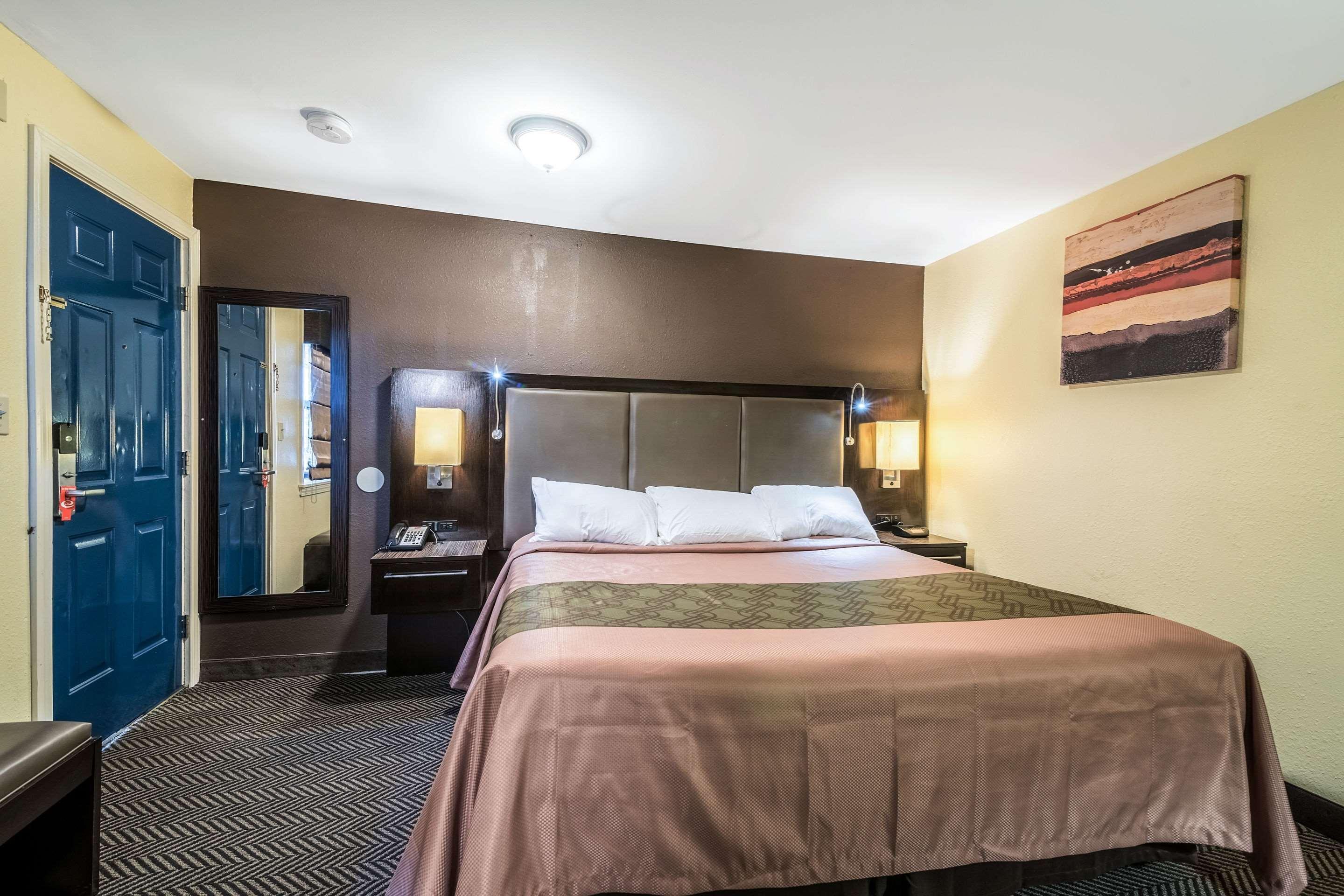Econo Lodge Rutland City Near Hwy 7 מראה חיצוני תמונה