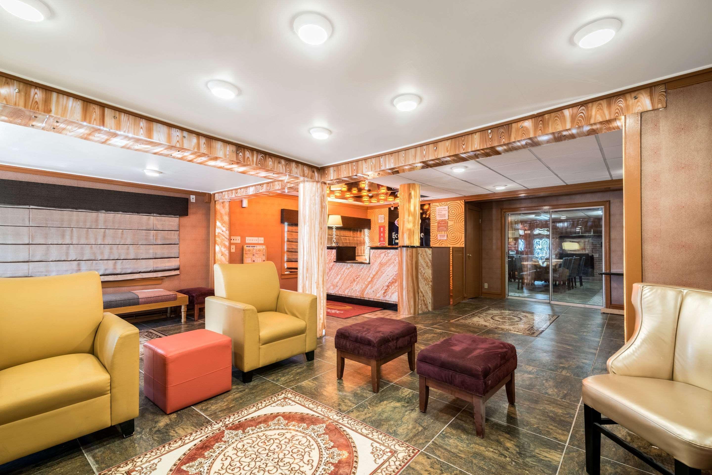 Econo Lodge Rutland City Near Hwy 7 מראה חיצוני תמונה