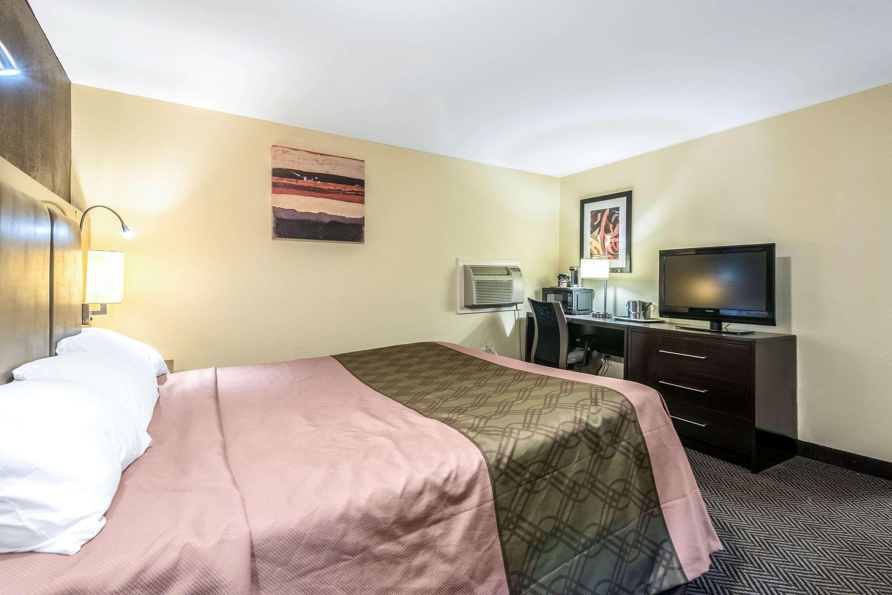 Econo Lodge Rutland City Near Hwy 7 מראה חיצוני תמונה