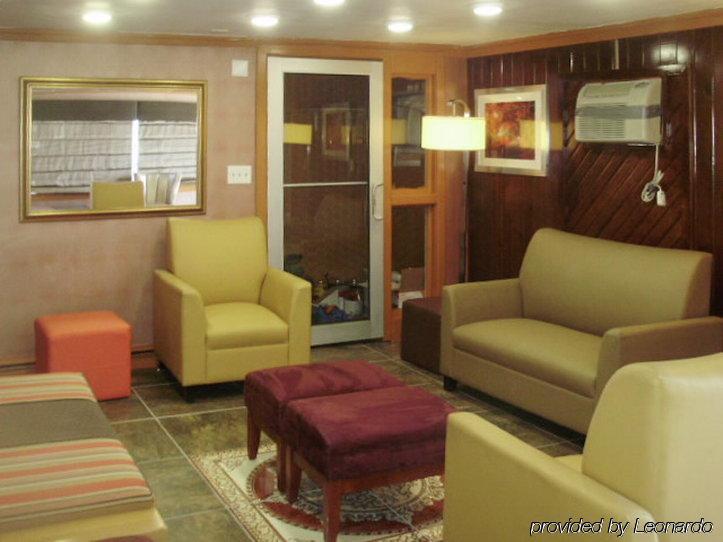 Econo Lodge Rutland City Near Hwy 7 מראה חיצוני תמונה