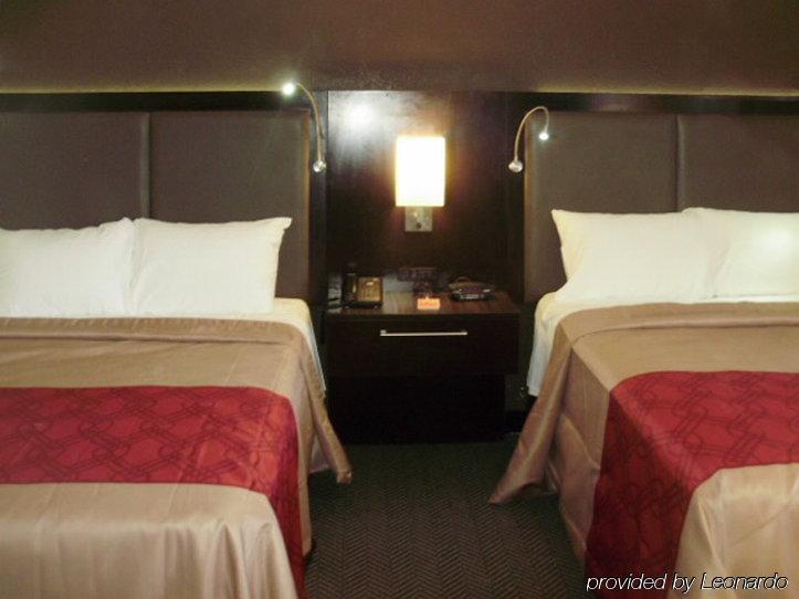 Econo Lodge Rutland City Near Hwy 7 מראה חיצוני תמונה