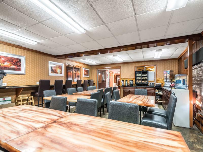 Econo Lodge Rutland City Near Hwy 7 מראה חיצוני תמונה