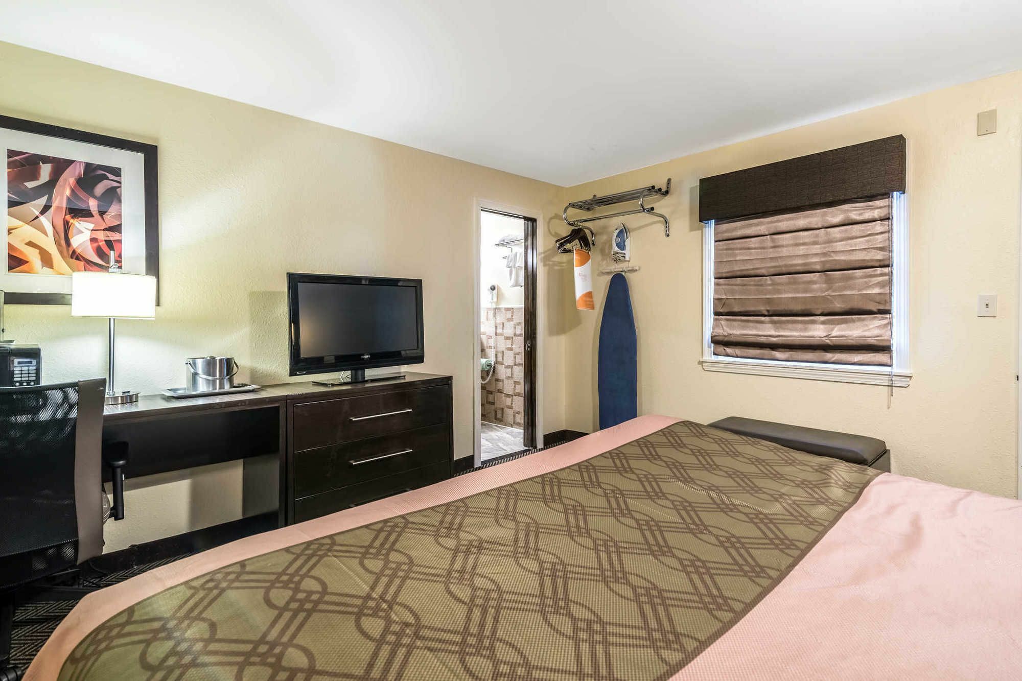 Econo Lodge Rutland City Near Hwy 7 מראה חיצוני תמונה
